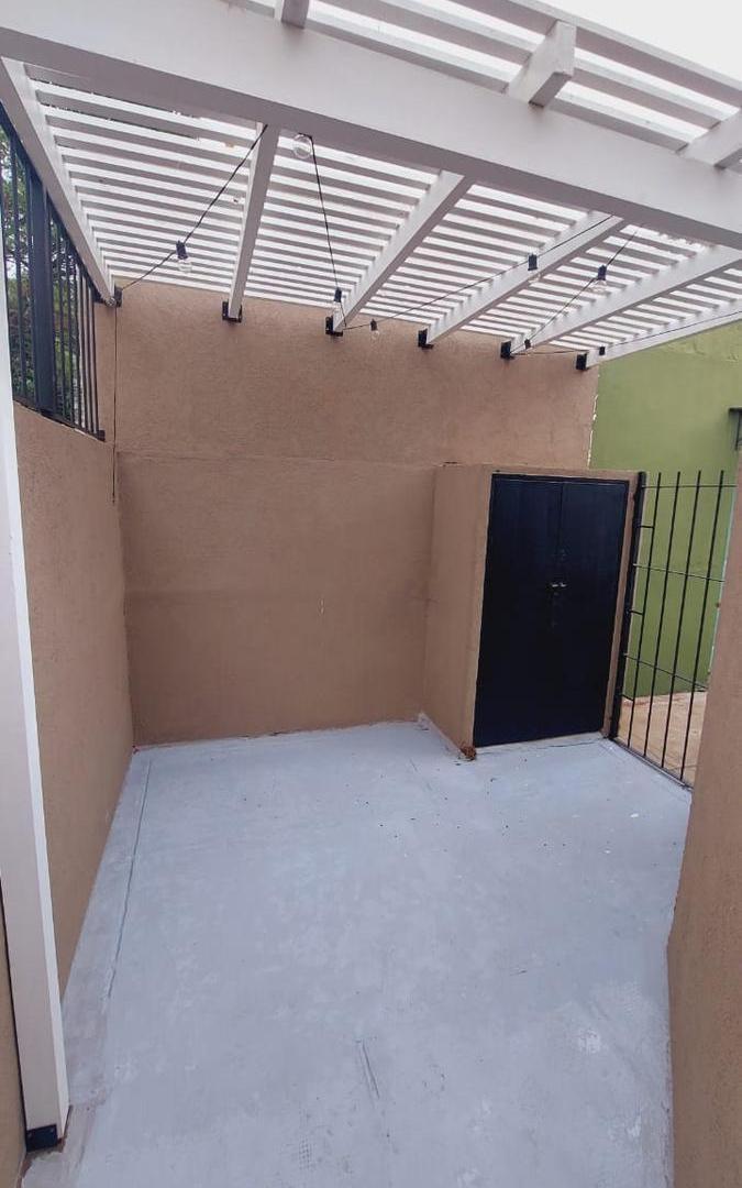 Foto de PH 4 ambientes en venta en Jose León Suarez, imagen 2
