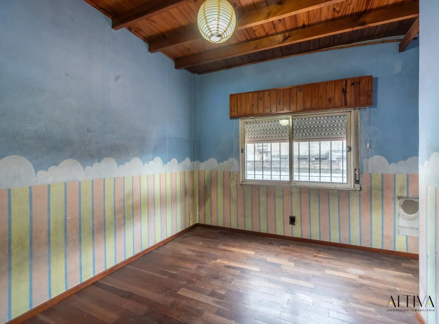 Casa de 5 ambientes en venta en Saenz Peña. Apto credito! 3