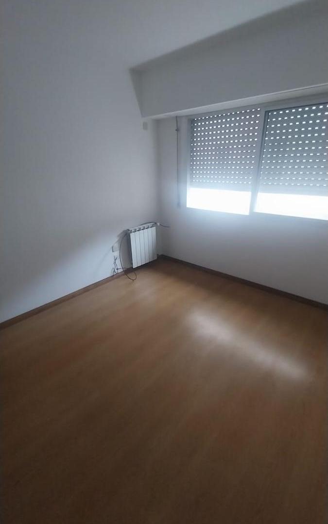 Foto de Departamento en 3 de Febrero 3400, 41 m2, radiadores.-, imagen 1