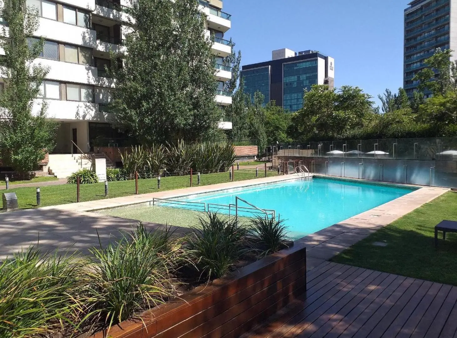 DepartamentoCondominios del Alto 1, duplex, 3 dormitorios, 192 m2, doble cocheras 2