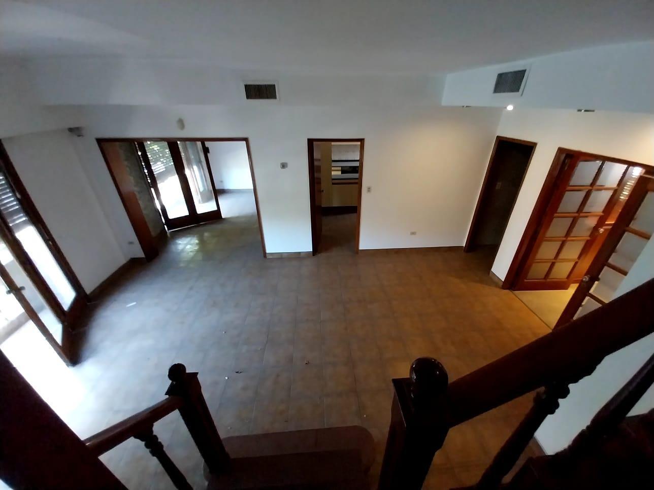 Foto de Casa en planta alta, 3 dormitorios, 270 m2., imagen 4