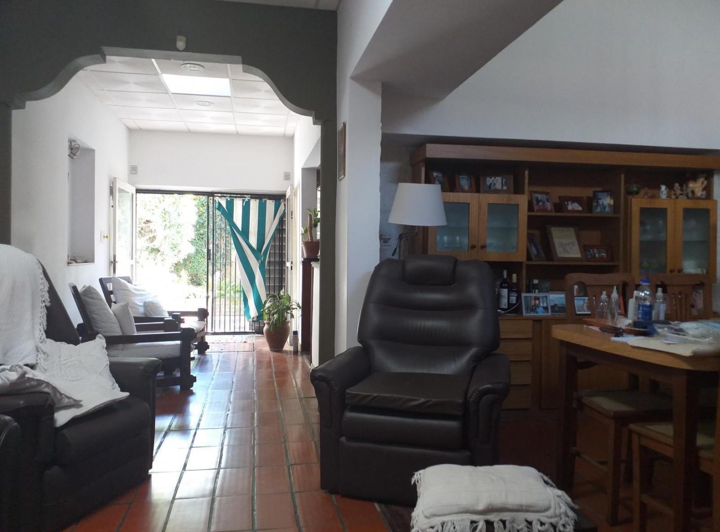 Foto de Santa Fe 3300, 174 m2 cub., cochera, quincho con parrillero, 2 patios.-,, imagen 1