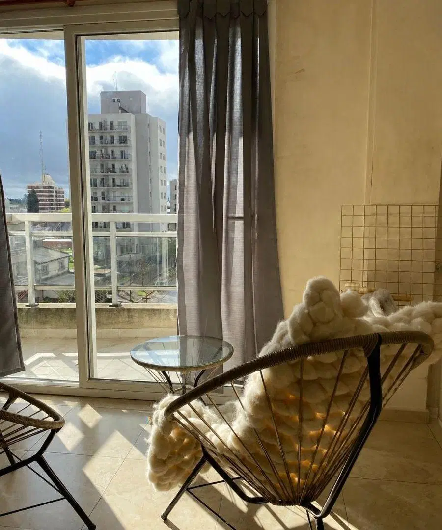 LUMINOSO MONOAMBIENTE CON AMPLIO BALCON, COCHERA OPCIONAL Y EXCELENTE UBICACION 4