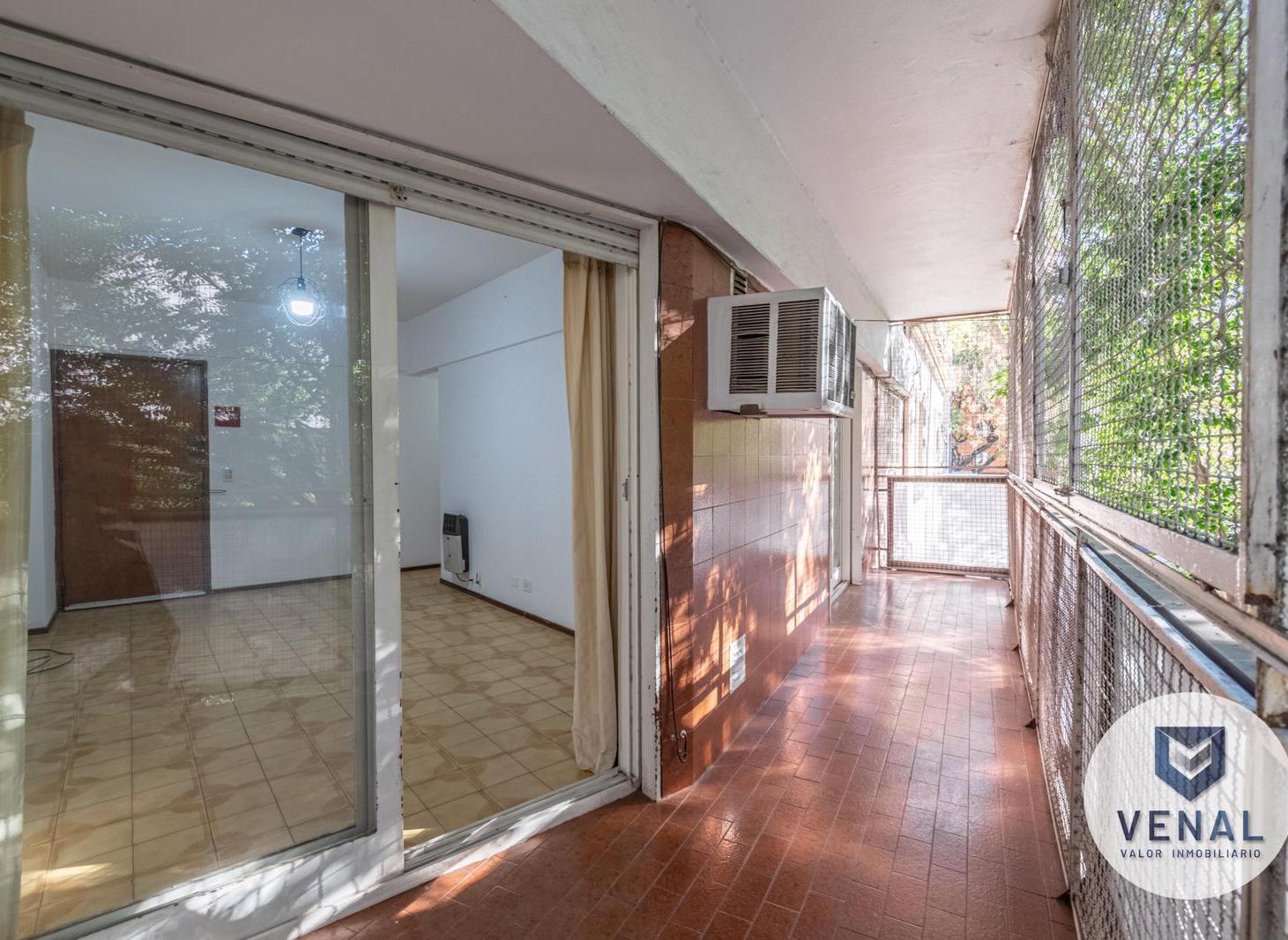 Foto de Venta Departamento en Colegiales 3 ambientes con cochera a metros de, imagen 2