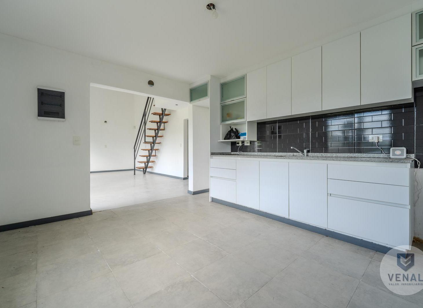 Foto de Casa a estrenar 4 ambientes con pileta en Carlos Spegazzini, lote 3.000, imagen 3
