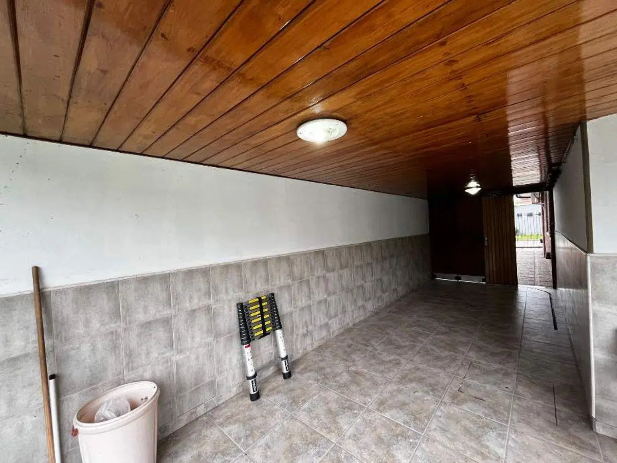 Casa en venta barrio parque bernal 8