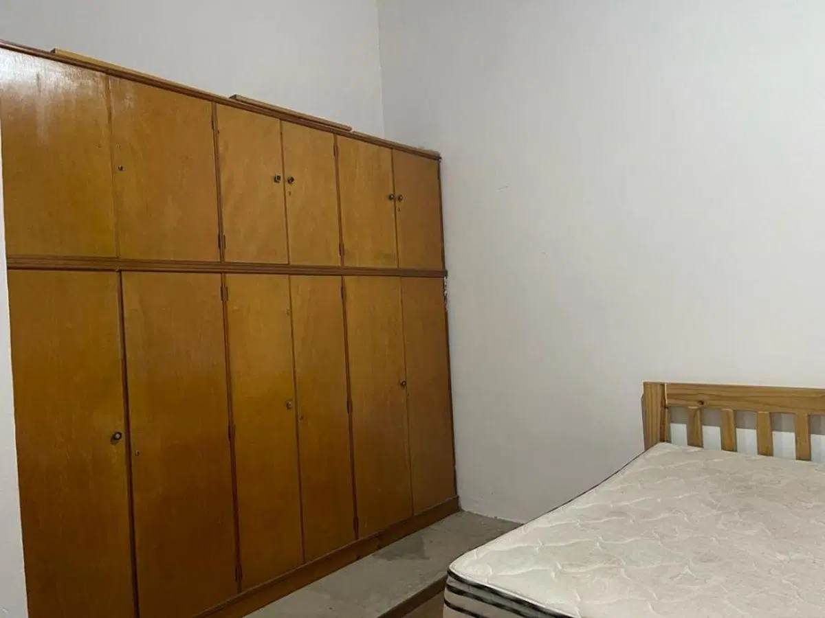 Casa PH venta Bernal Oeste 5