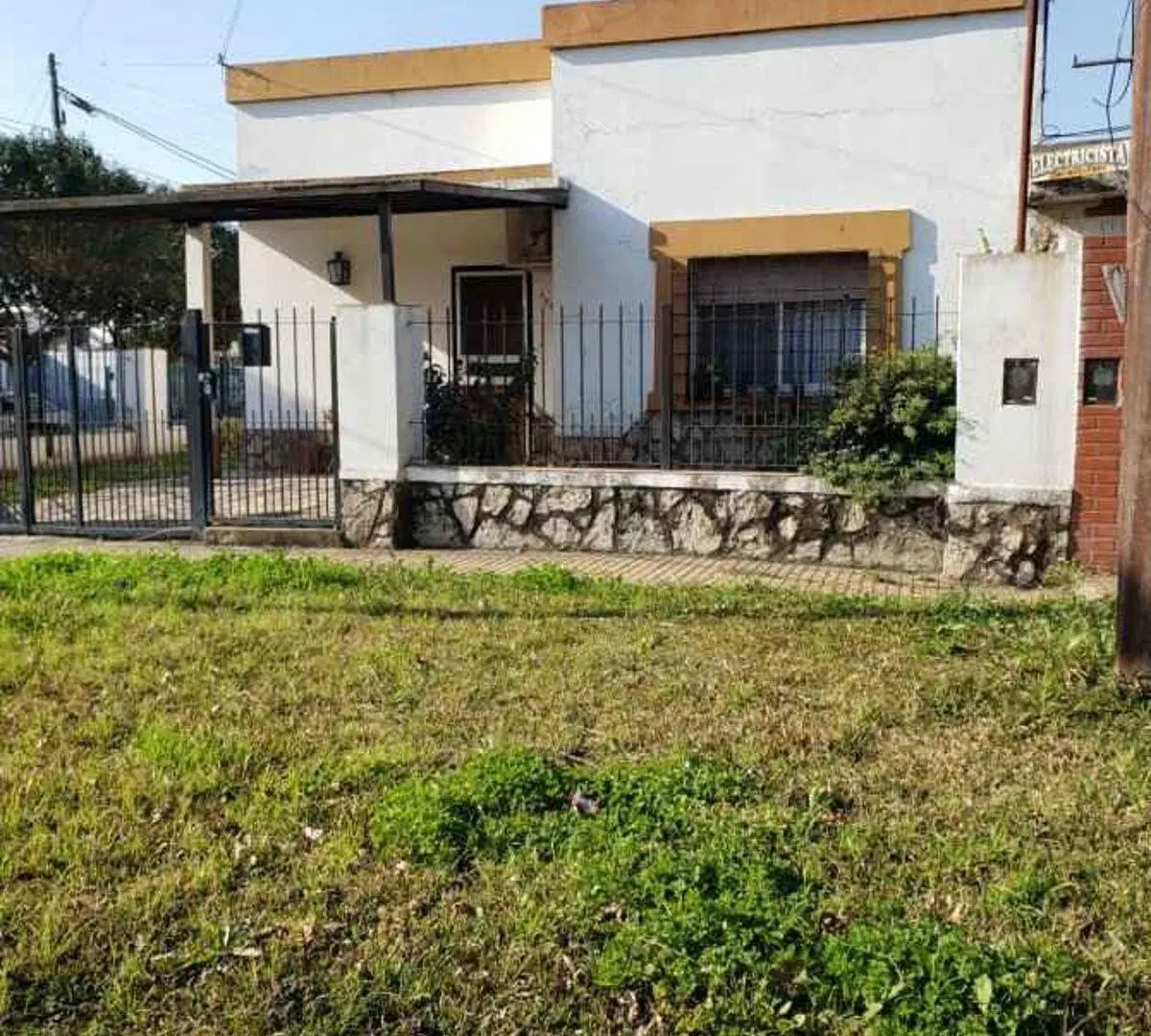 Casa 2 familias venta Longchamps 1