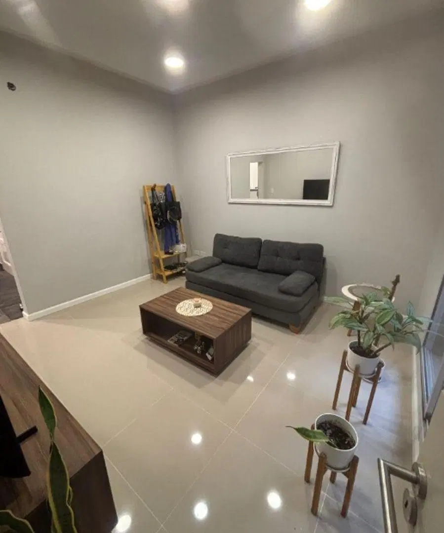 Casa PH venta Bernal Centro 1