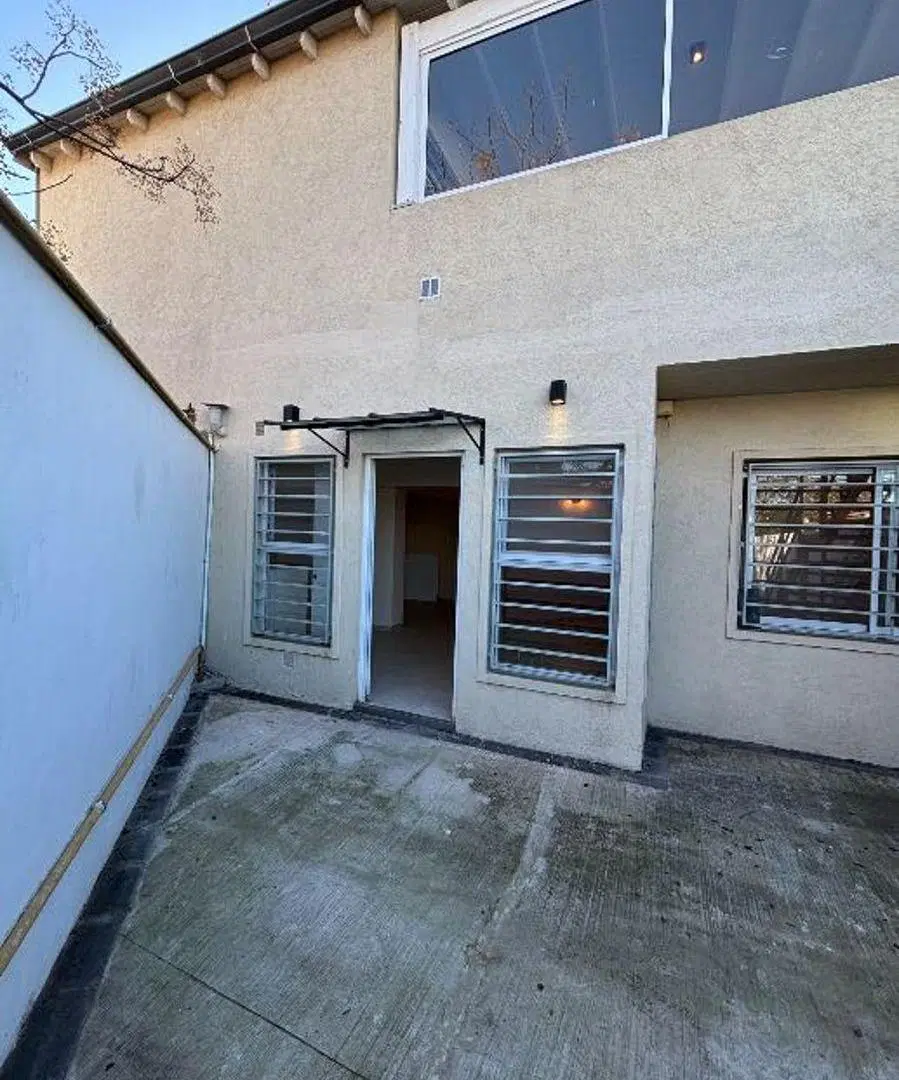 Casa PH alquiler Berazategui Oeste 6