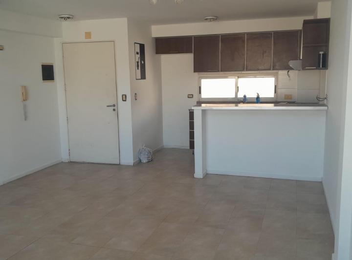 DÚPLEX EN ALQUILER – VILLA URQUIZA 4