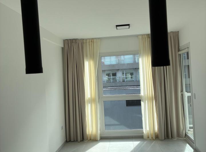 PARTICULAR ALQUILA DEPARTAMENTO DE UN DORMITORIO A ESTRENAR EN EDIFICIO DISTRITO 3