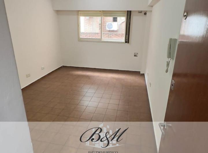 DEPARTAMENTO EN ALQUILER (RONDEAU 134) 3