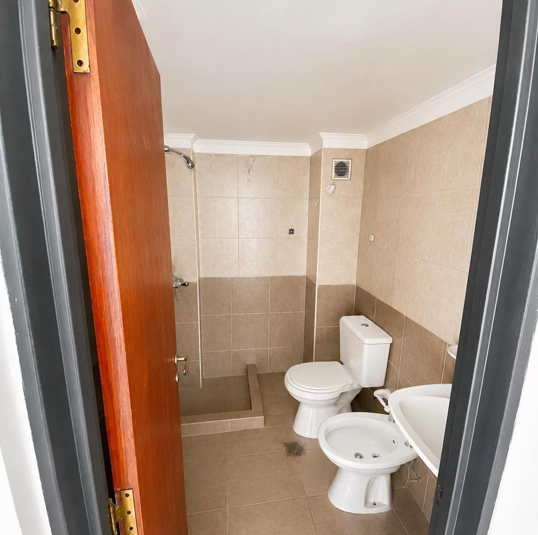 Foto de Monoambiente en alquiler de 40 m² en Dean Funes 956, Córdoba Capital, imagen 3