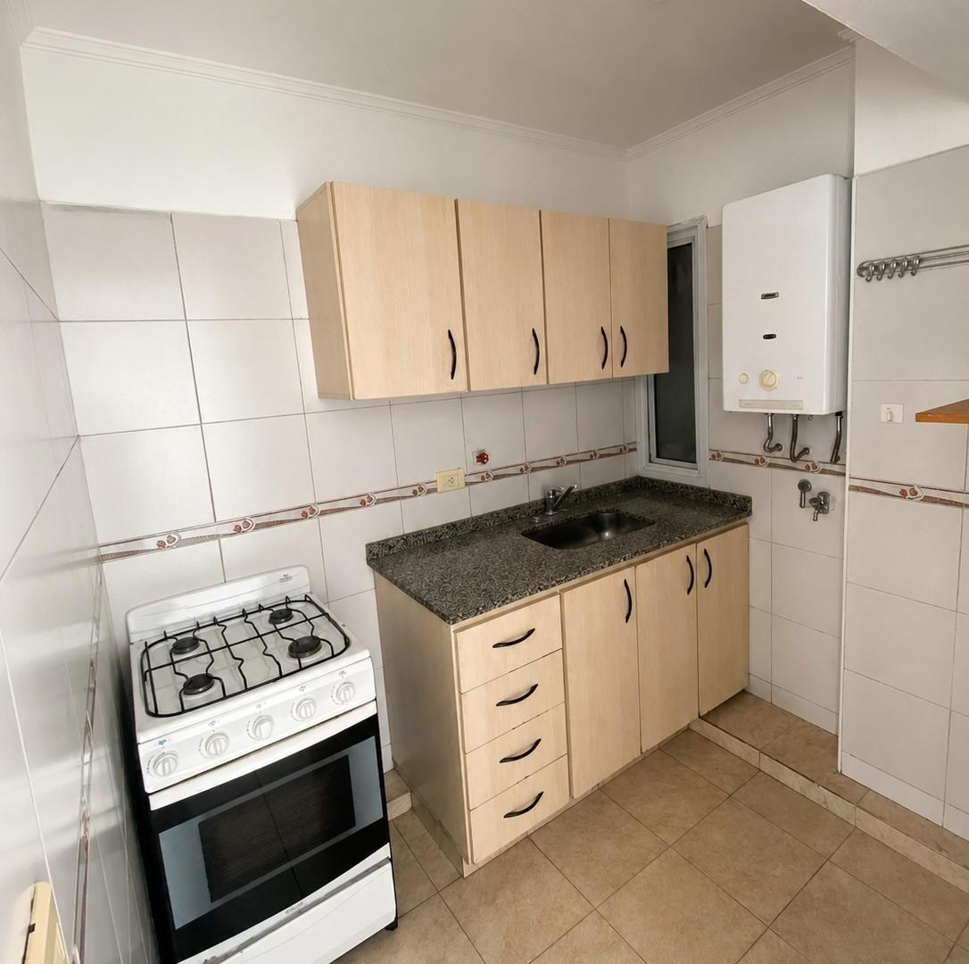 Foto de Departamento en alquiler de 1 dormitorio · Caseros 874, Córdoba, imagen 2