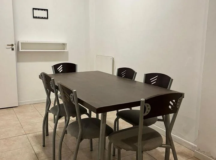 Departamento 4 ambientes - Uso profesional o vivienda en Microcentro 2