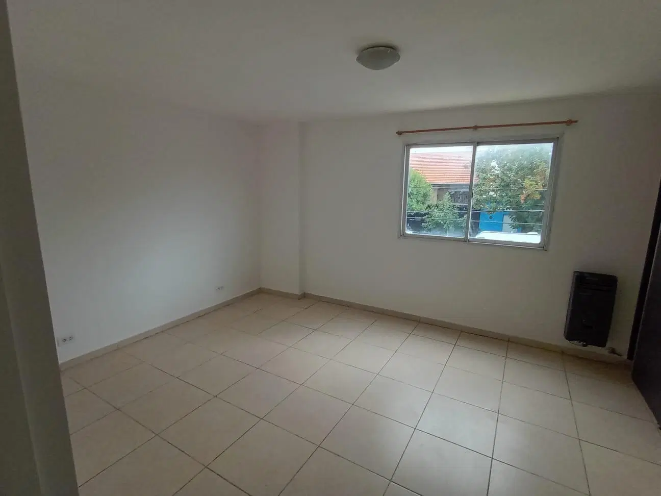 Departamento 2 ambientes en Brown 4900 3