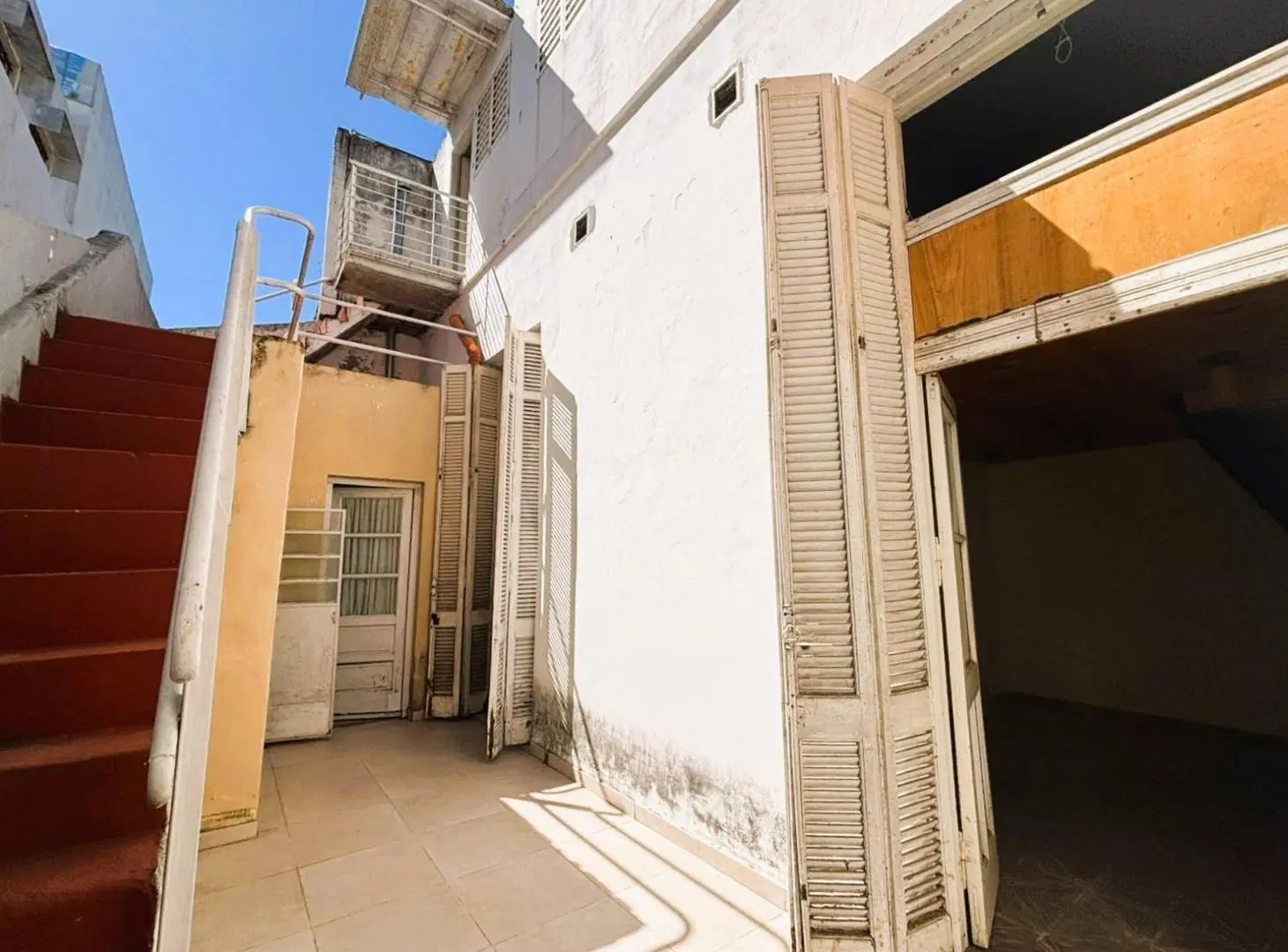 Departamento de pasillo en Pichincha 2