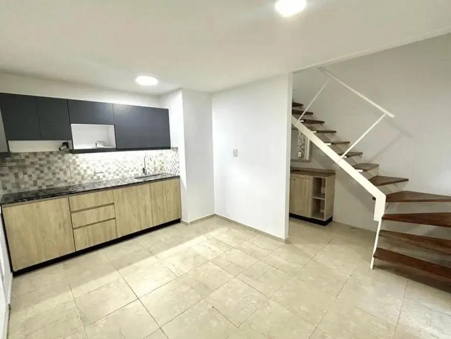 Departamento con patio 3
