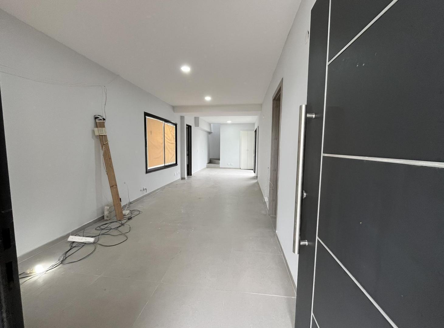 Foto de Venta Casa 3 dormitorios comodín totalmente reciclado en Lomas de, imagen 5