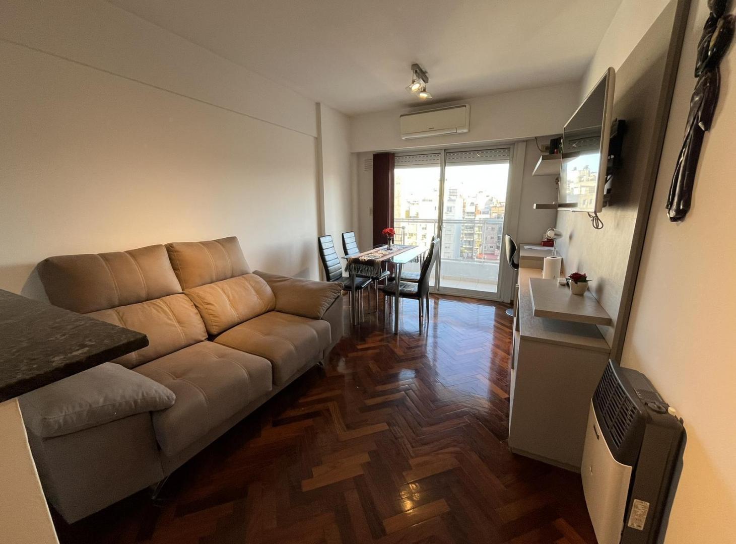 Foto de Venta departamento un dormitorio, quincho y pileta en zona Río, imagen 3