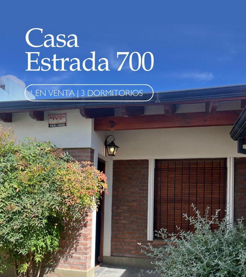 Casa en venta - Villa Floresta -