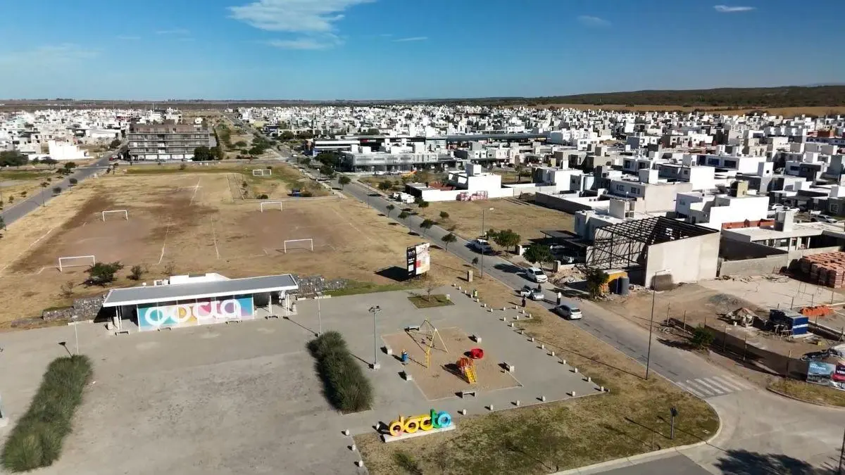 VENTA LOCAL COMERCIAL EN DOCTA AVENIDA - 65m2, ESQUINA 1