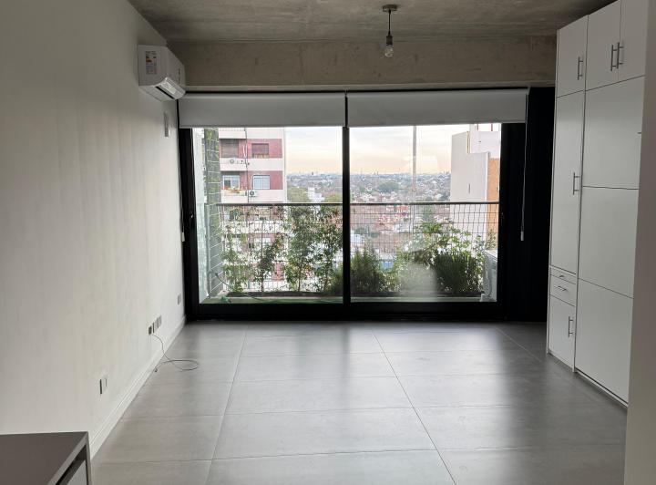 Mono ambiente AMUEBLADO a estrenar con COCHERA - edificio de lujo 2