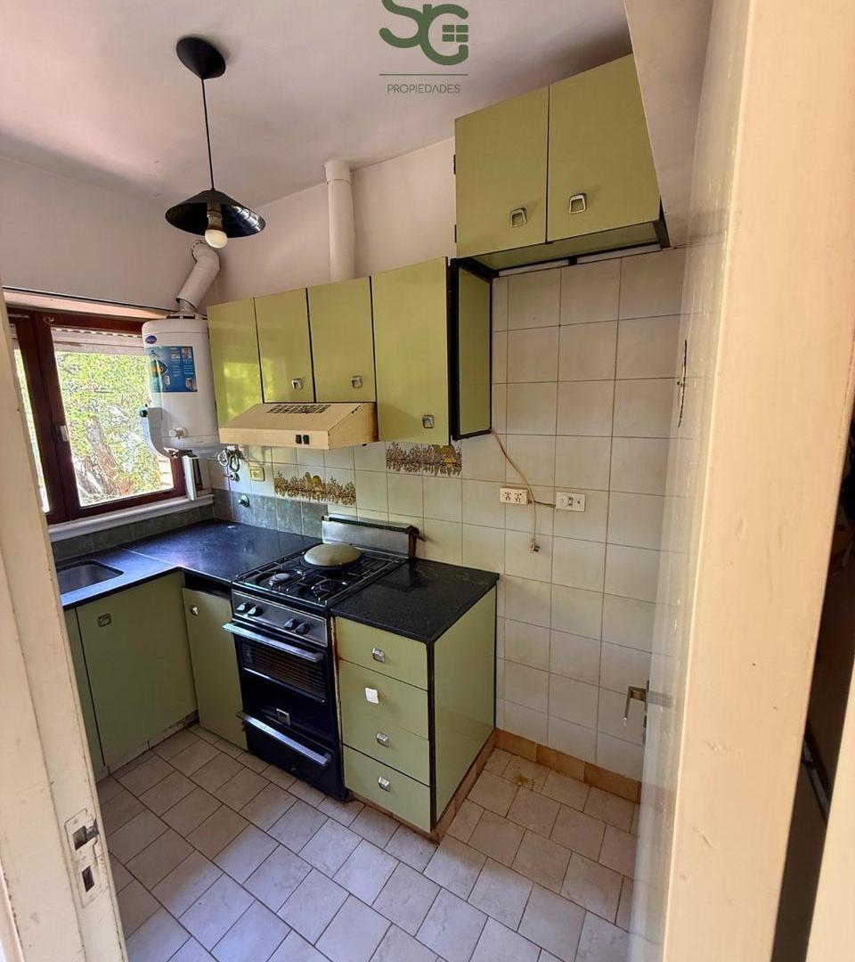 Foto de Departamento de 3 ambientes a la calle, para refaccionar. En venta, Mar, imagen 2