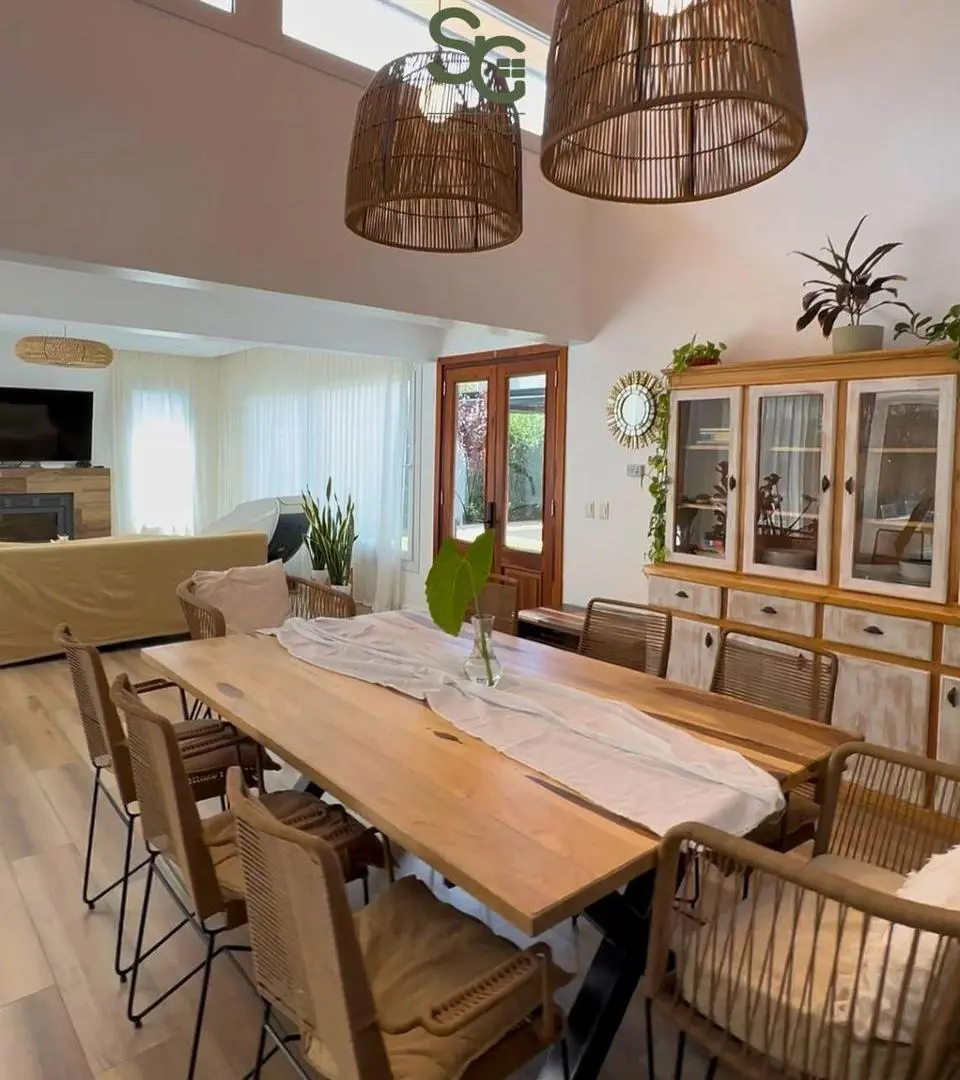 Casa de 4 ambientes, con piscina climatizada a la venta en Arenas del Sur. Mar del Plata 3