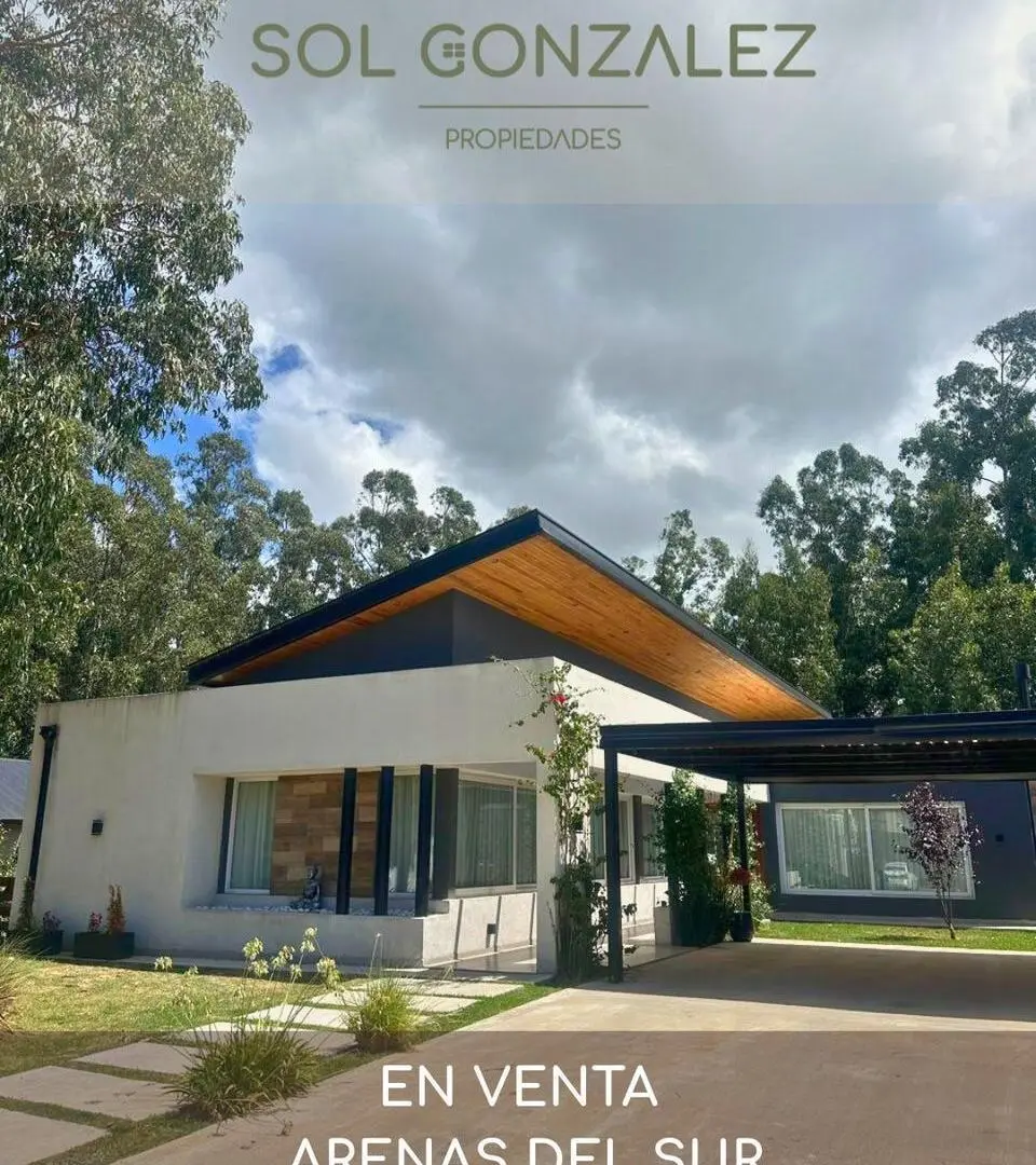 Casa de 4 ambientes, con piscina climatizada a la venta en Arenas del Sur. Mar del Plata 1