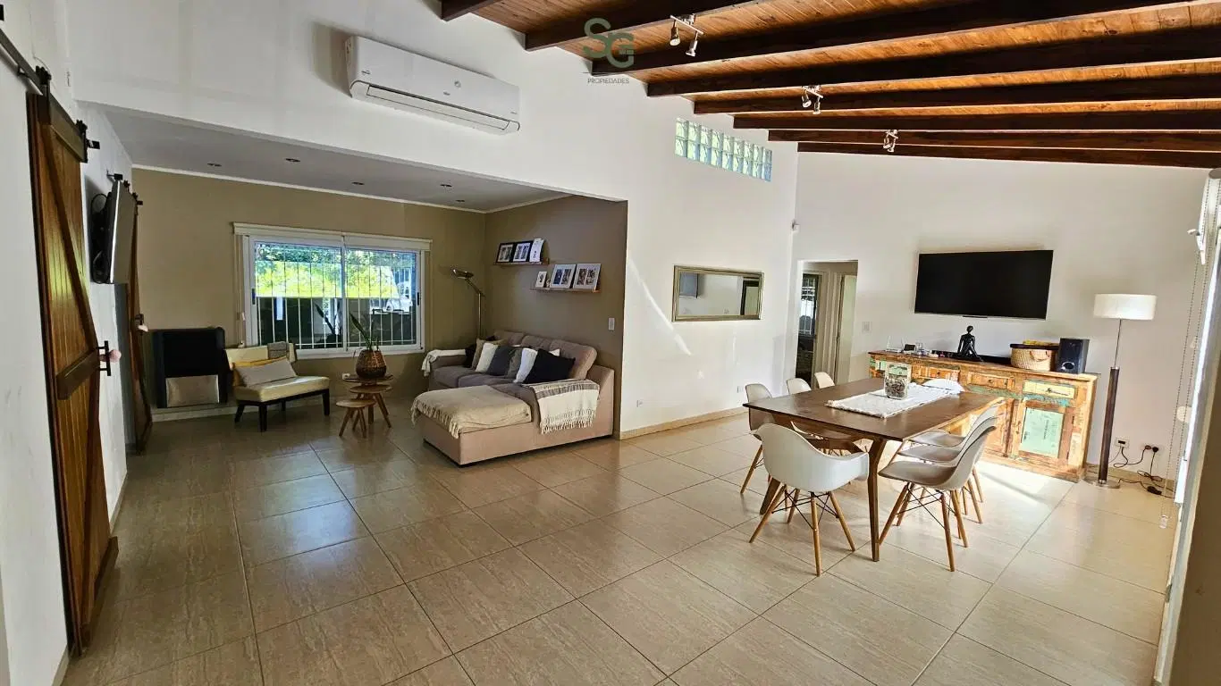 Casa de 3 ambientes con quincho separado y pileta. El Sosiego, Mar del Plata 5