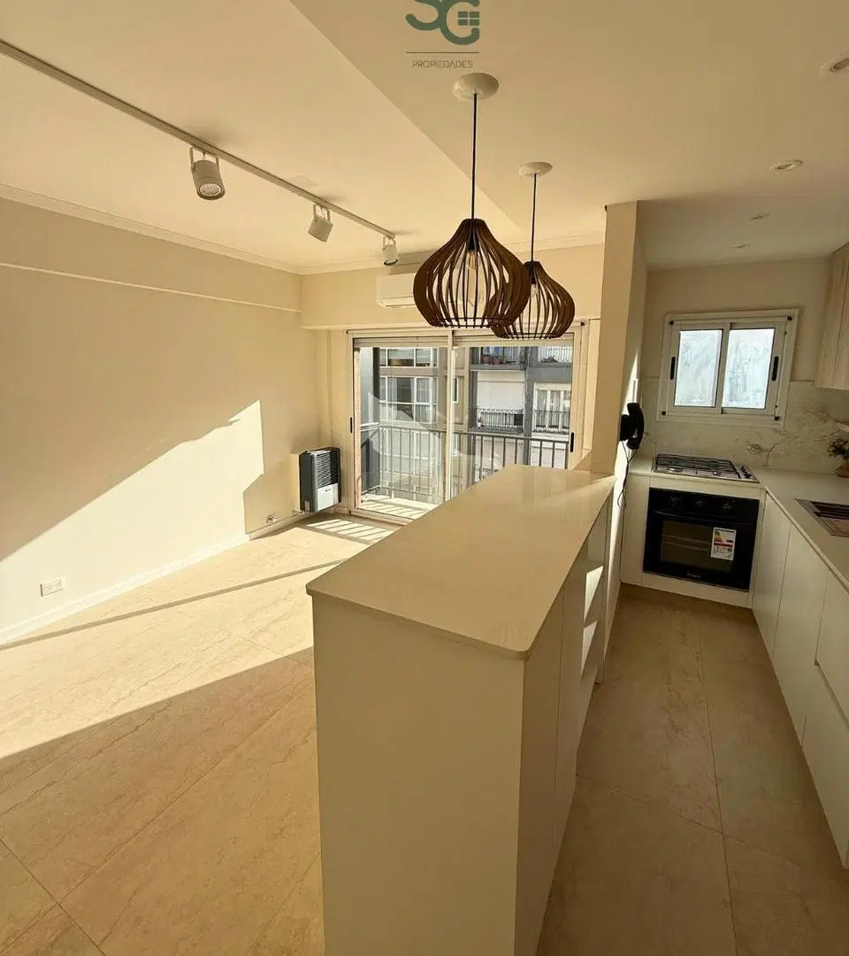 Departamento de 2 ambientes con balcon a la calle, reciclado, Aldre, Mar del Plata 5