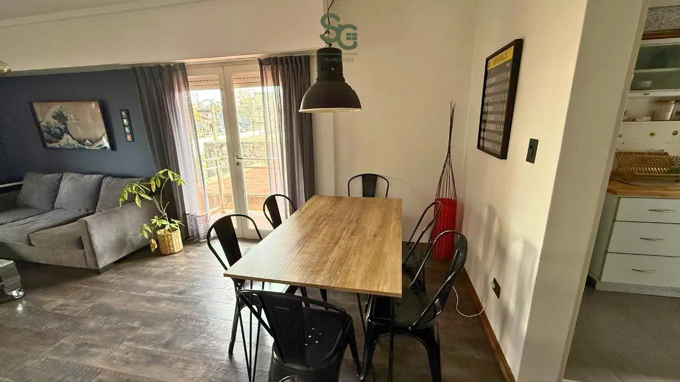 Departamento de 2 ambientes con balcon a la calle y vista al mar. Playa Grande, Mar del Plata 1