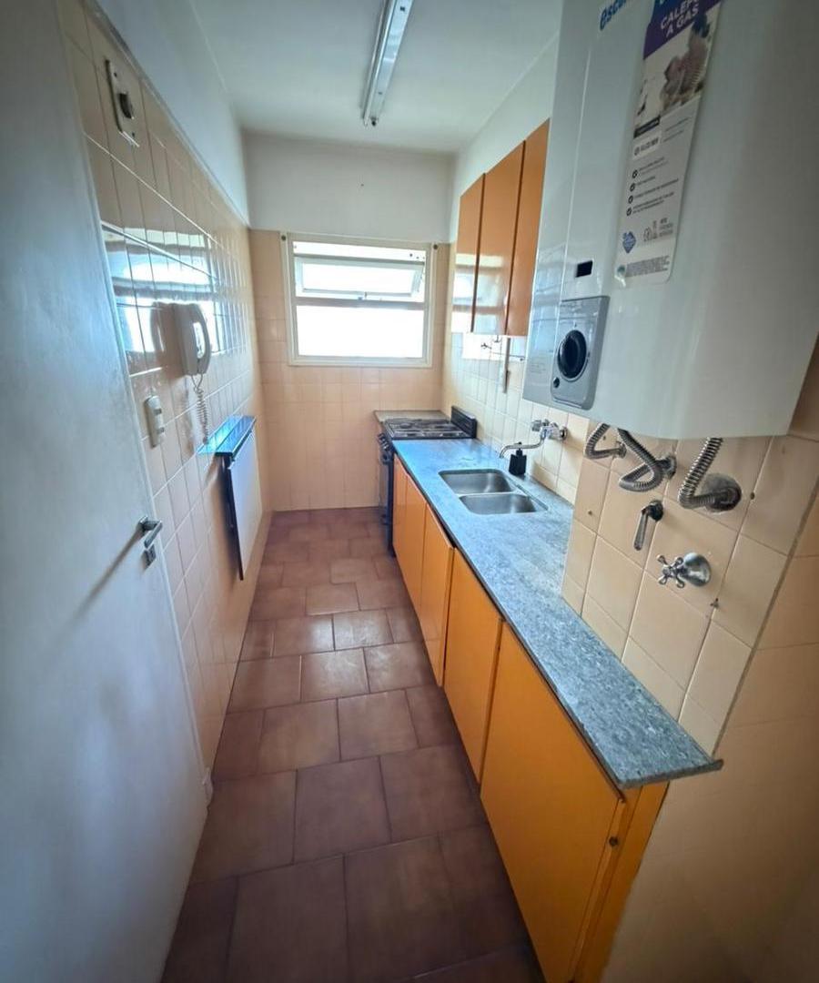 Foto de Departamento de 2 ambientes con cochera, alquiler por 24 meses, imagen 2