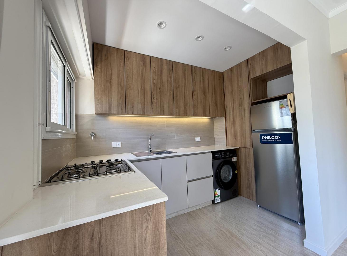 Foto de Departamento de 2 ambientes a la calle, reciclado a estrenar, en venta, imagen 4
