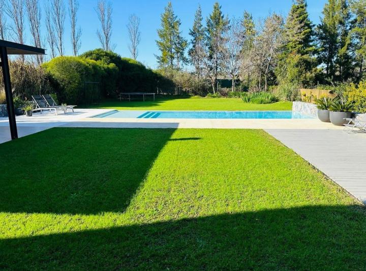 Espectacular Casa en Santa Barbara 1
