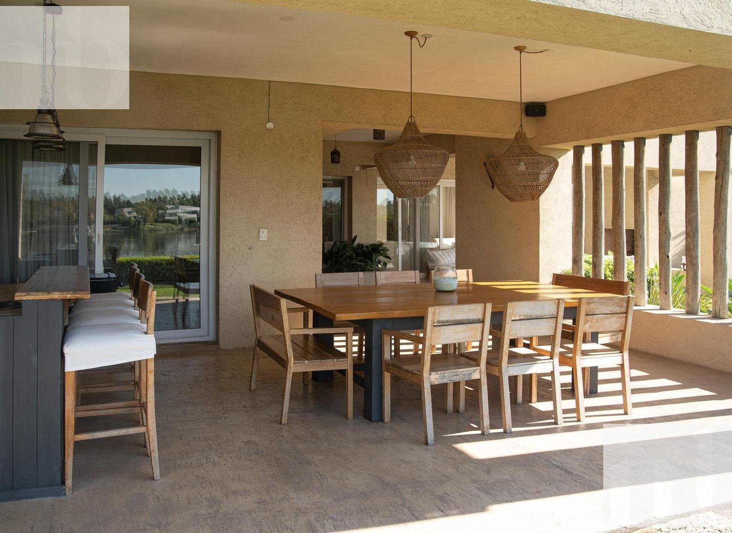 Foto de Casa a la laguna en Talar Del Lago II, imagen 2