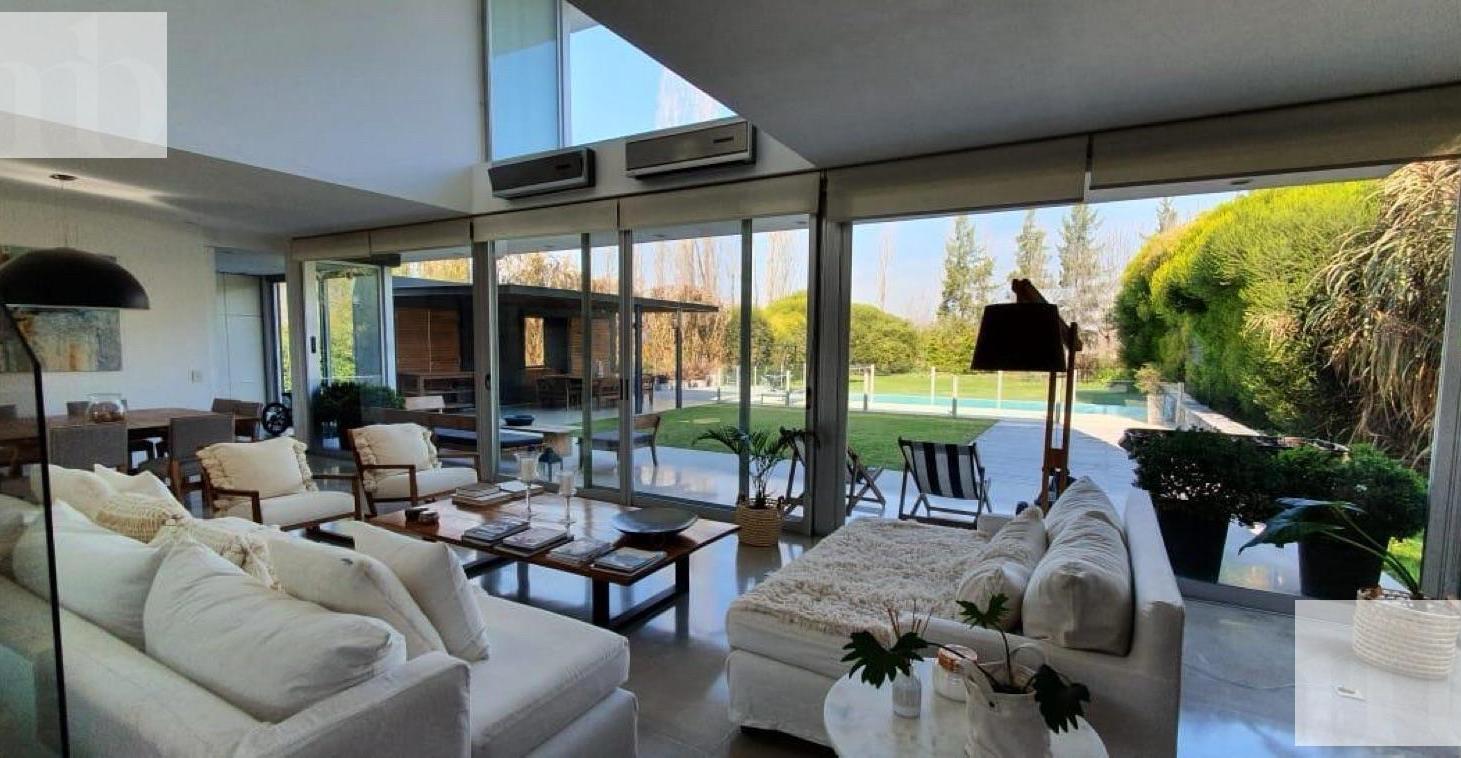 Foto de Espectacular Casa en Santa Barbara, imagen 1