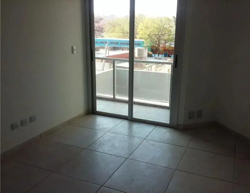 DEPTO VENTA GUEMES 5