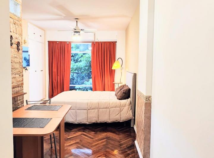 Monoambiente 30 m2 con balcón. 4