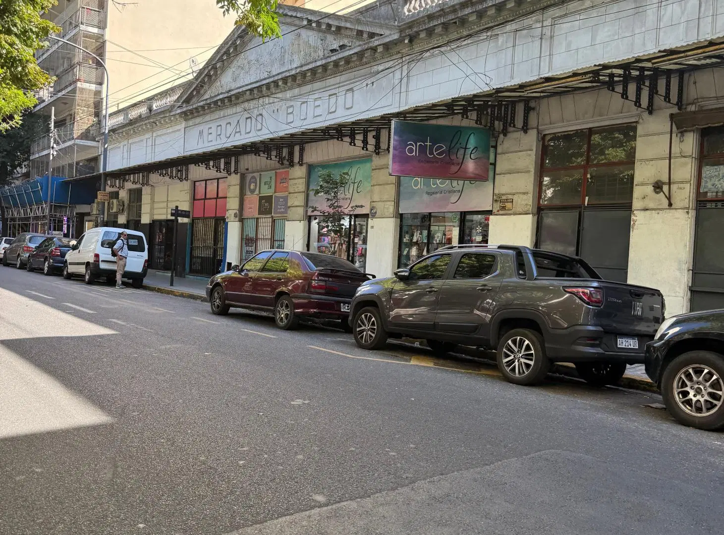 ALQUILER DE LOCAL COMERCIAL EN ALMAGRO SUR 4