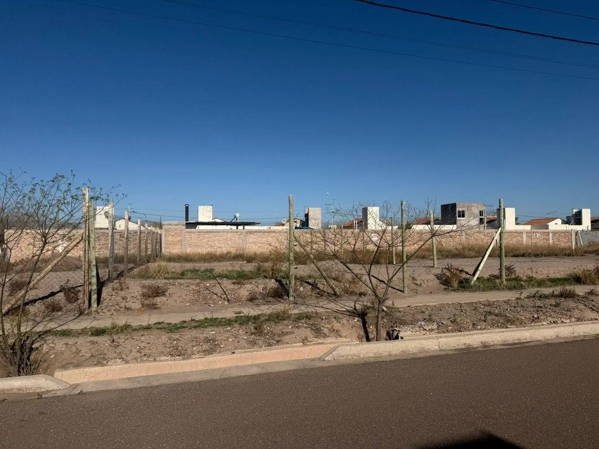 OPORTUNIDAD! LOTE BARRIO NATANIA 45, LUJAN DE CUYO 2