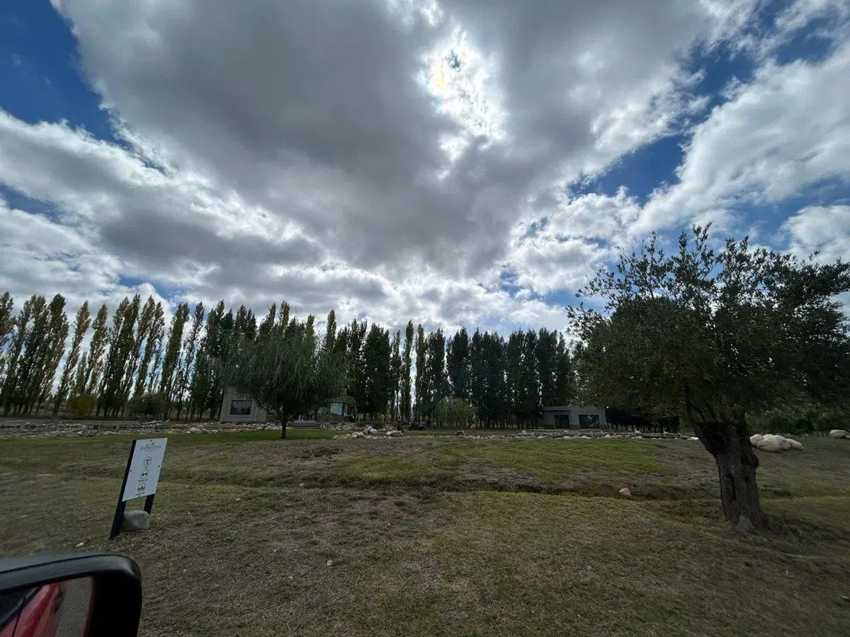 TERRENOS EN BARRIO PRIVADO ËNTREVIDES¨, VALLE DE U 3