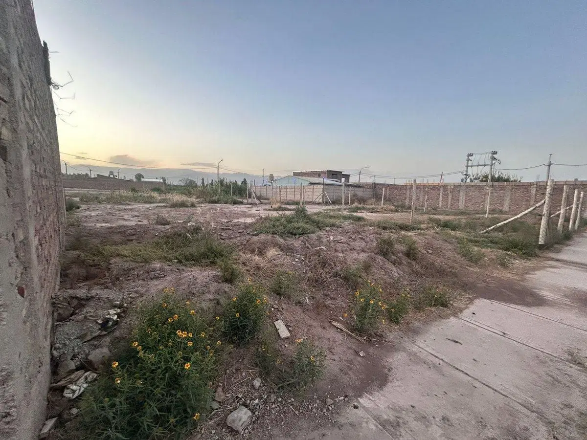 venta terreno barrio "los juegos" 3