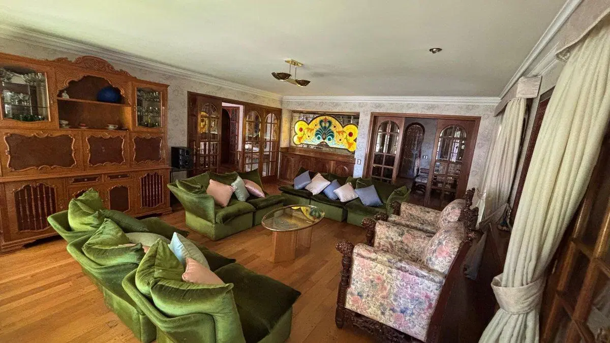 GRAN CASA DE CATEGORÍA SOBRE DARRAGUEIRA, CHACRAS 8