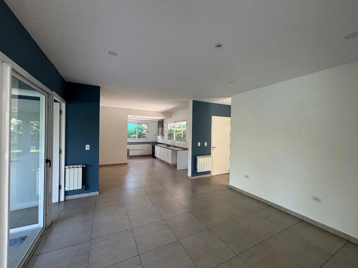 CASA EN ALQULER EN BARRIO PRIVADO LOS TEROS 2