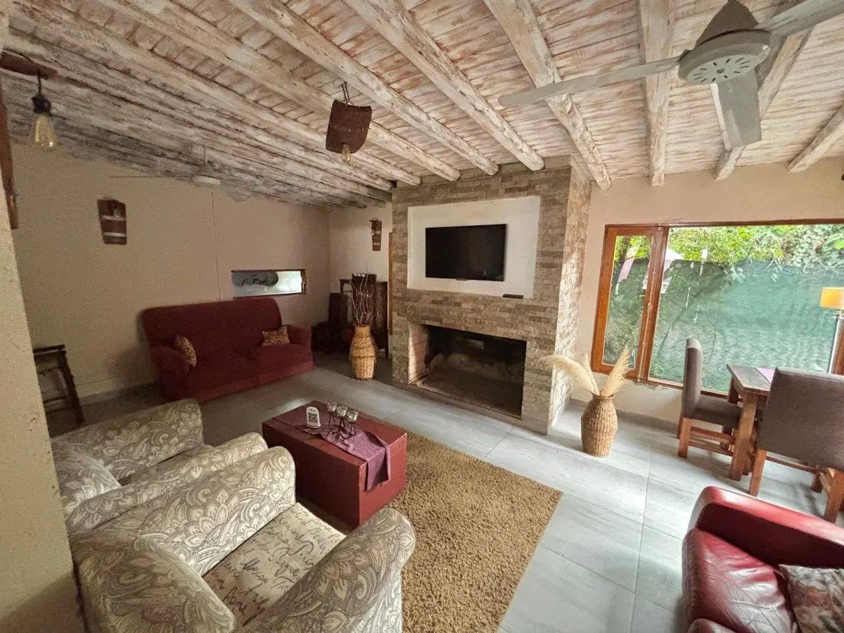 Posada en Chacras de Coria ideal inversión. 3