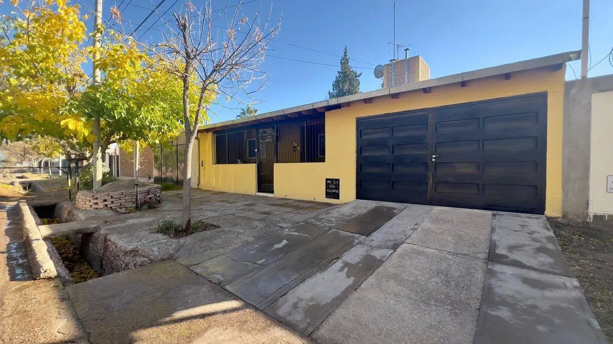 VENTA CASA + DPTO , BARRIO LOS AROMOS CARRODILLA 5