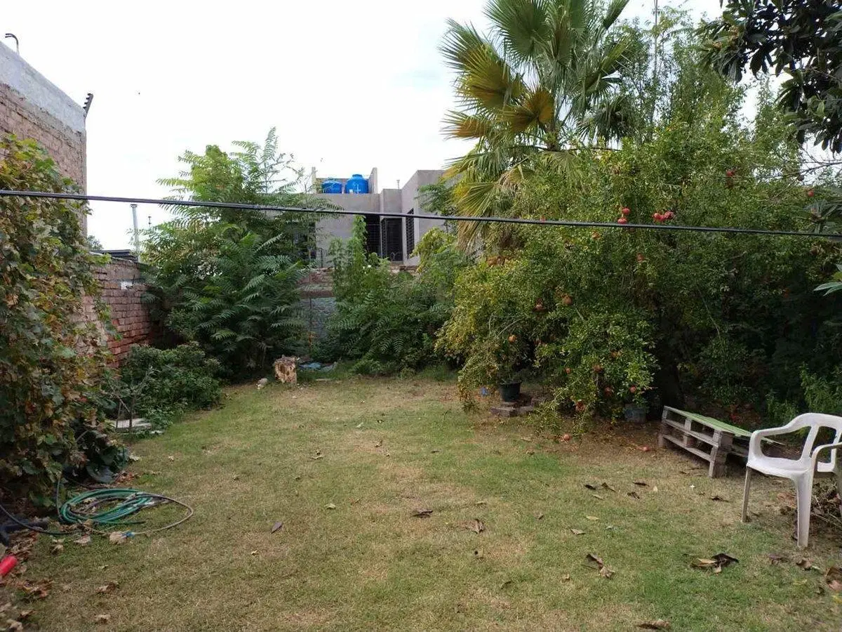 Remax vende casa y terreno apto urbanizacion 4